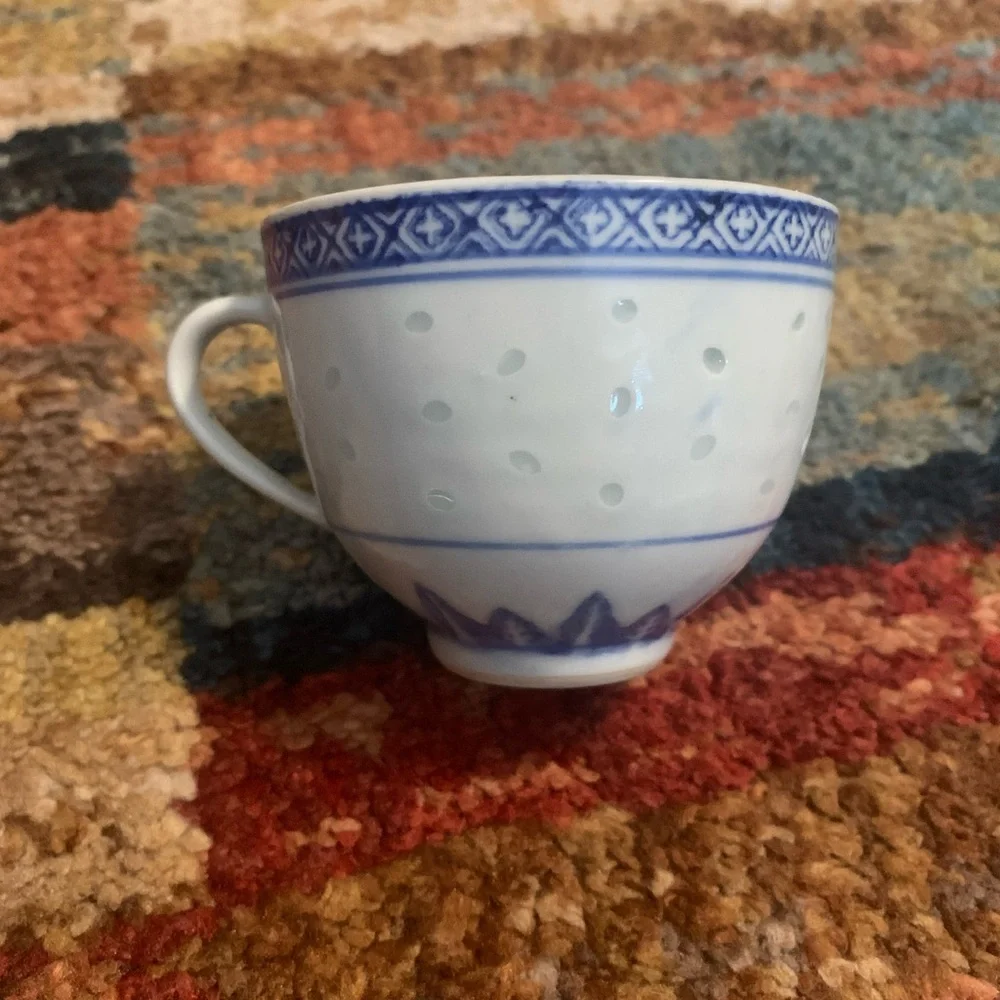 Blue and White Ceramic Tea Cup - Classic Pattern